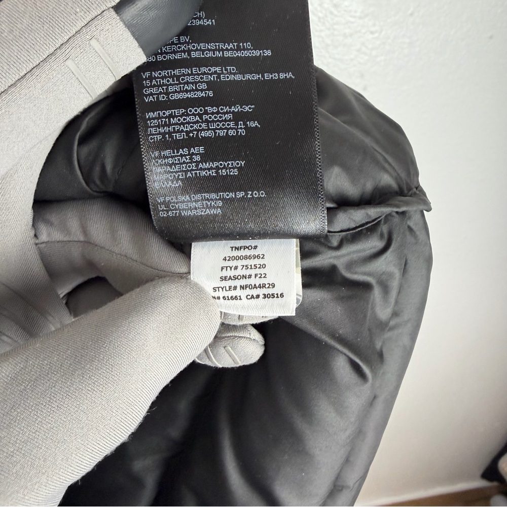 The North Face Men's Small Black Aconcagua 2 Jacket 550 Down Puffer Winter Coat - Picture 7 of 9